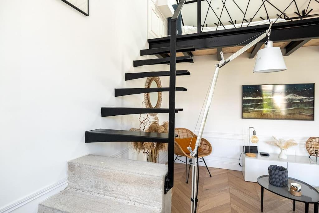 Superbe Appartement Facon Loft A 2 Pas Du Centre ! La Rochelle  Kültér fotó